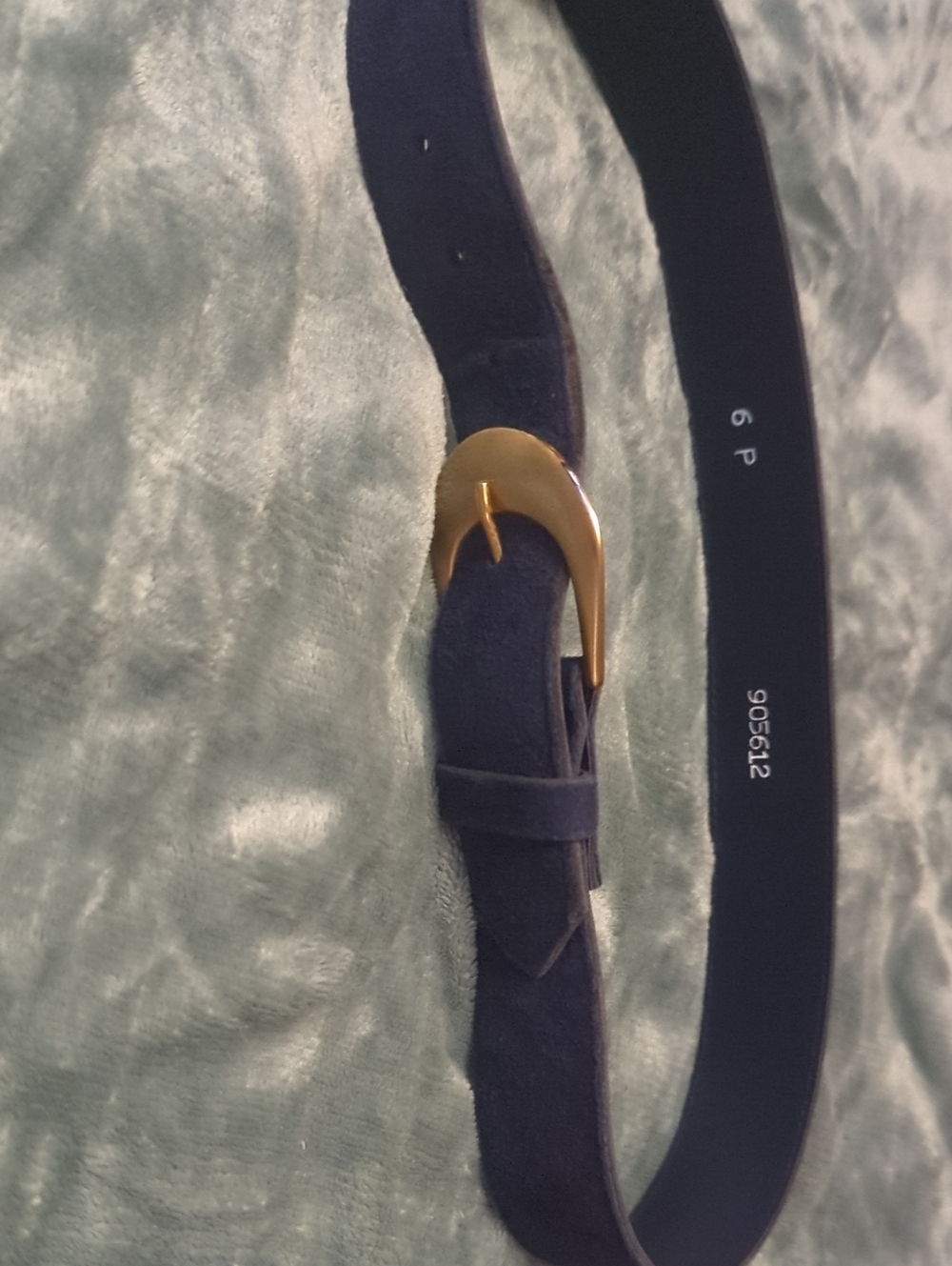 42-Navy Suede Belt with Gold Buckle. Small size. Pre-loved